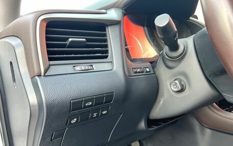 Lexus RX IV рестайлинг, 2019 год, 4 590 000 рублей, 13 фотография