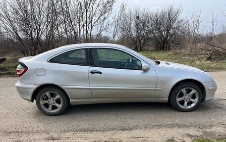 Mercedes-Benz C-Класс, 2005 год, 560 000 рублей, 6 фотография