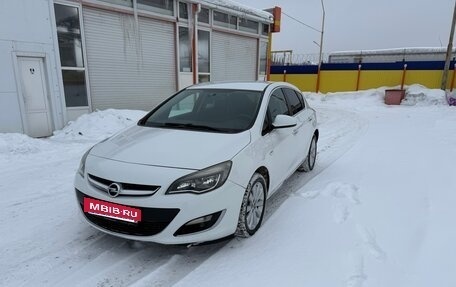 Opel Astra J, 2012 год, 810 000 рублей, 9 фотография