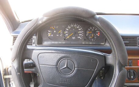 Mercedes-Benz E-Класс, 1993 год, 550 000 рублей, 16 фотография