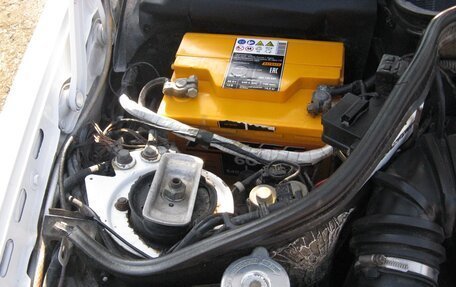 Mercedes-Benz E-Класс, 1993 год, 550 000 рублей, 21 фотография