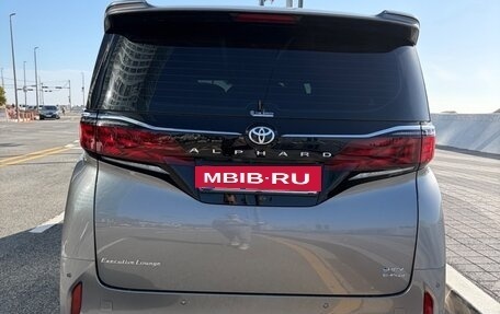 Toyota Alphard, 2024 год, 14 490 000 рублей, 4 фотография