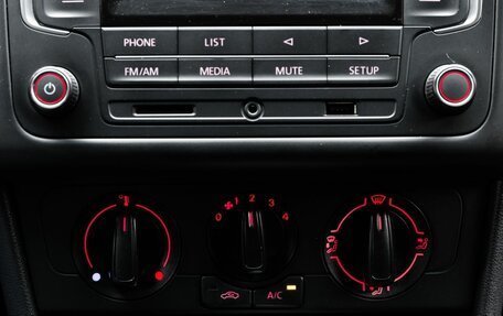 Volkswagen Polo VI (EU Market), 2018 год, 1 349 000 рублей, 17 фотография