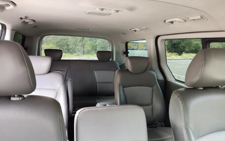 Hyundai Grand Starex Grand Starex I рестайлинг 2, 2009 год, 1 700 000 рублей, 3 фотография