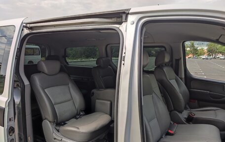 Hyundai Grand Starex Grand Starex I рестайлинг 2, 2009 год, 1 700 000 рублей, 5 фотография