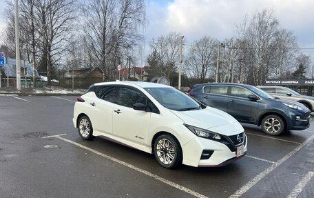 Nissan Leaf II, 2018 год, 1 870 000 рублей, 17 фотография