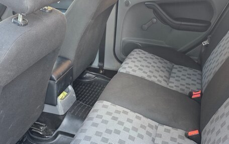 Ford Focus II рестайлинг, 2009 год, 400 000 рублей, 10 фотография