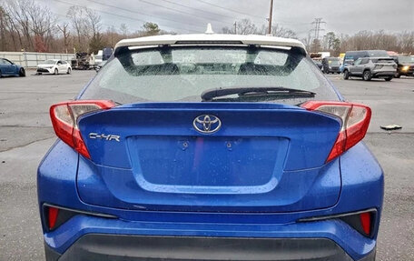 Toyota C-HR I рестайлинг, 2019 год, 5 100 000 рублей, 5 фотография