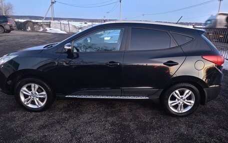 Hyundai ix35 I рестайлинг, 2012 год, 1 070 000 рублей, 3 фотография