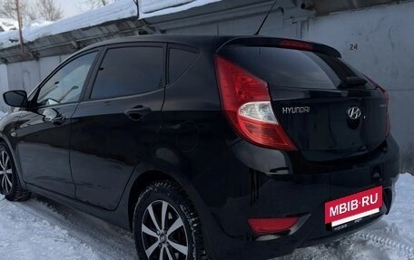 Hyundai Solaris II рестайлинг, 2011 год, 759 000 рублей, 4 фотография