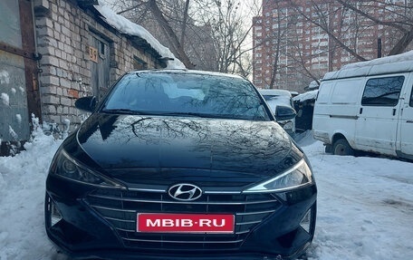 Hyundai Elantra VI рестайлинг, 2019 год, 1 800 000 рублей, 1 фотография