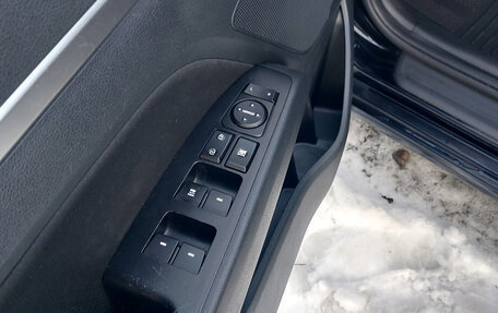 Hyundai Elantra VI рестайлинг, 2019 год, 1 800 000 рублей, 5 фотография