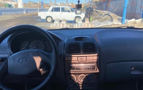 Hyundai Accent II, 2005 год, 350 000 рублей, 5 фотография