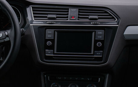 Volkswagen Tiguan II, 2017 год, 2 640 000 рублей, 14 фотография