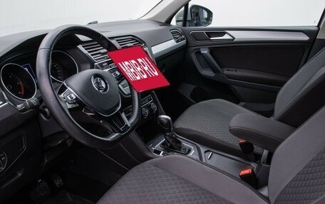 Volkswagen Tiguan II, 2017 год, 2 640 000 рублей, 10 фотография