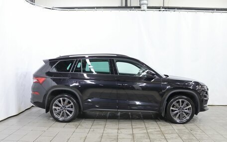 Skoda Kodiaq I, 2024 год, 4 900 000 рублей, 7 фотография