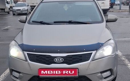 KIA cee'd I рестайлинг, 2011 год, 700 000 рублей, 1 фотография