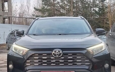 Toyota RAV4, 2020 год, 2 950 000 рублей, 1 фотография