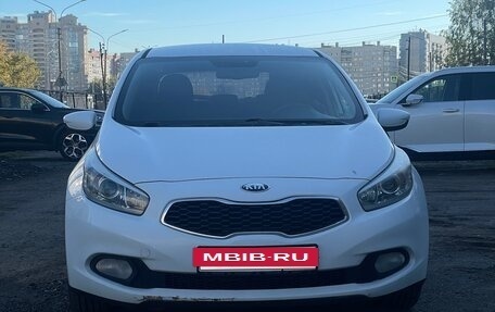 KIA cee'd III, 2012 год, 890 000 рублей, 8 фотография