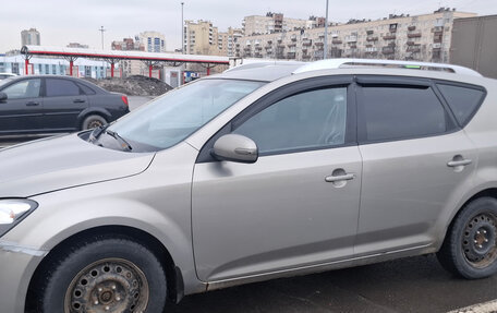 KIA cee'd I рестайлинг, 2011 год, 700 000 рублей, 2 фотография