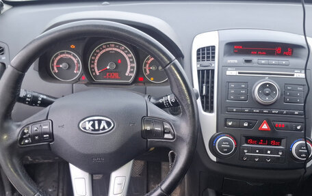 KIA cee'd I рестайлинг, 2011 год, 700 000 рублей, 6 фотография