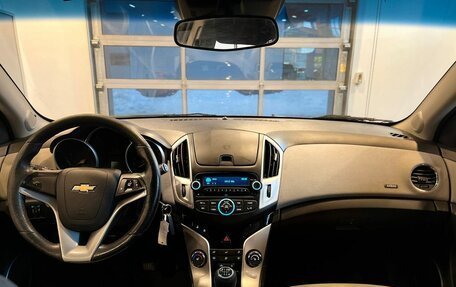 Chevrolet Cruze II, 2013 год, 1 061 000 рублей, 9 фотография