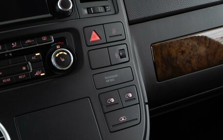 Volkswagen Multivan T5, 2011 год, 2 649 999 рублей, 22 фотография