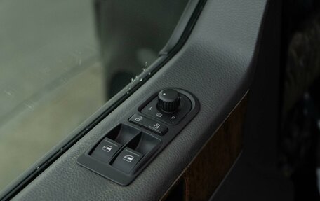 Volkswagen Multivan T5, 2011 год, 2 649 999 рублей, 19 фотография