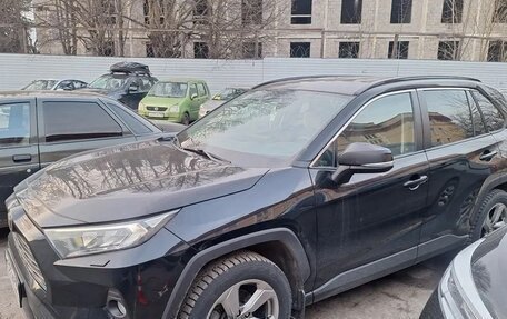 Toyota RAV4, 2020 год, 2 950 000 рублей, 4 фотография