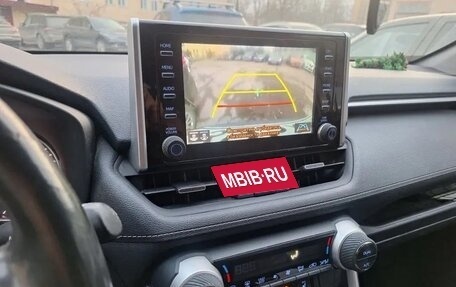 Toyota RAV4, 2020 год, 2 950 000 рублей, 5 фотография