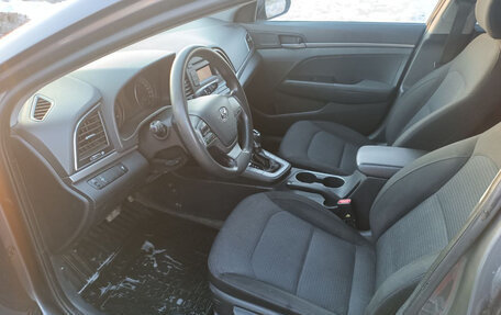 Hyundai Elantra VI рестайлинг, 2016 год, 910 000 рублей, 3 фотография