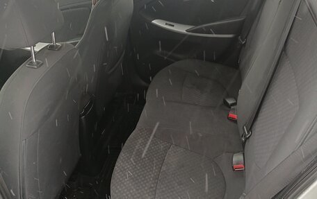 Hyundai Solaris II рестайлинг, 2010 год, 650 000 рублей, 10 фотография