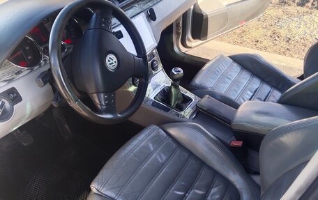 Volkswagen Passat B6, 2005 год, 570 000 рублей, 12 фотография