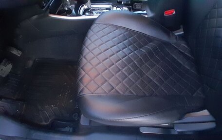 Mitsubishi Outlander III рестайлинг 3, 2018 год, 2 390 000 рублей, 7 фотография