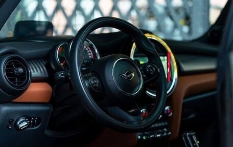 MINI Hatch, 2020 год, 3 800 000 рублей, 8 фотография