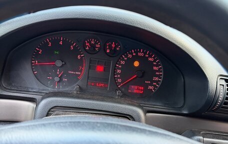 Audi A4, 1999 год, 300 000 рублей, 9 фотография