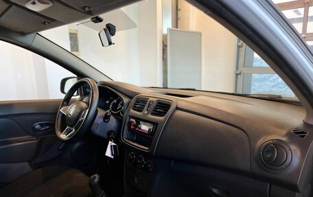 Renault Logan II, 2019 год, 1 028 000 рублей, 12 фотография