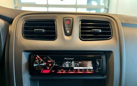 Renault Logan II, 2019 год, 1 028 000 рублей, 14 фотография