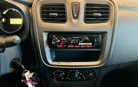 Renault Logan II, 2019 год, 1 028 000 рублей, 13 фотография