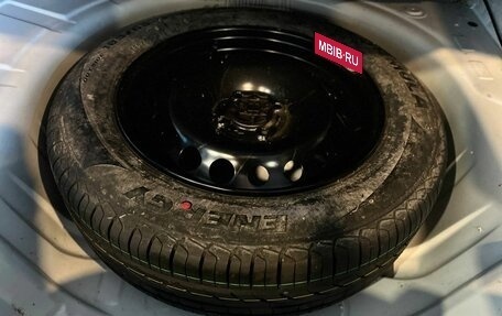 Renault Logan II, 2019 год, 1 028 000 рублей, 19 фотография