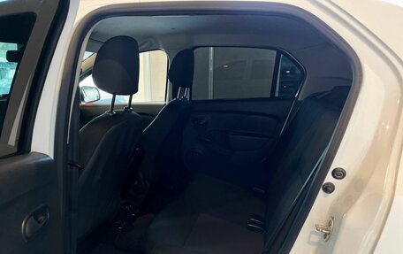 Renault Logan II, 2019 год, 1 028 000 рублей, 24 фотография