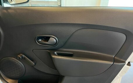 Renault Logan II, 2019 год, 1 028 000 рублей, 27 фотография