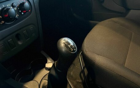 Renault Logan II, 2019 год, 1 028 000 рублей, 30 фотография