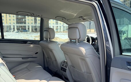 Mercedes-Benz GL-Класс, 2011 год, 1 950 рублей, 17 фотография