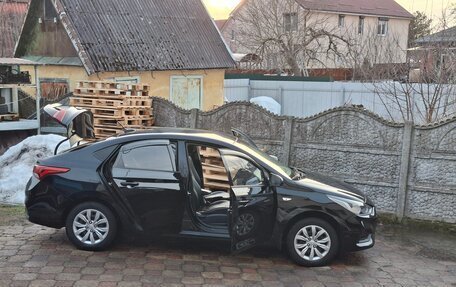 Hyundai Solaris II рестайлинг, 2019 год, 1 600 000 рублей, 4 фотография