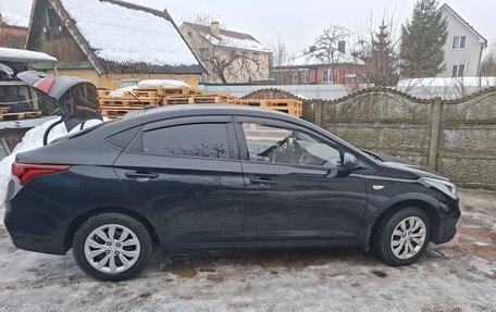 Hyundai Solaris II рестайлинг, 2019 год, 1 600 000 рублей, 11 фотография
