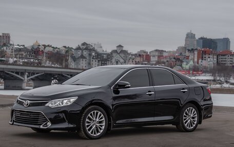 Toyota Camry, 2016 год, 2 300 000 рублей, 1 фотография