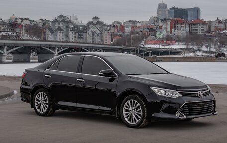 Toyota Camry, 2016 год, 2 300 000 рублей, 3 фотография