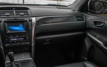 Toyota Camry, 2016 год, 2 300 000 рублей, 37 фотография