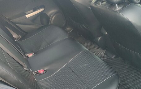 Honda Insight II рестайлинг, 2010 год, 900 000 рублей, 11 фотография